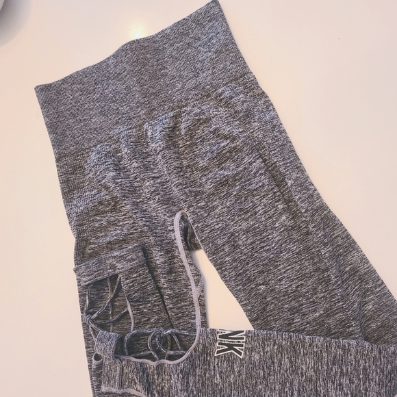 PINK yoga leggings (xs) - Picture 8 of 13